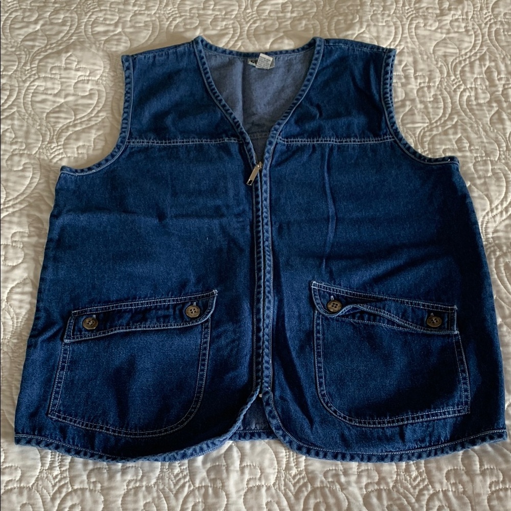 Vintage Chico’s Design Women’s Denim Jean Vest Size US L/12